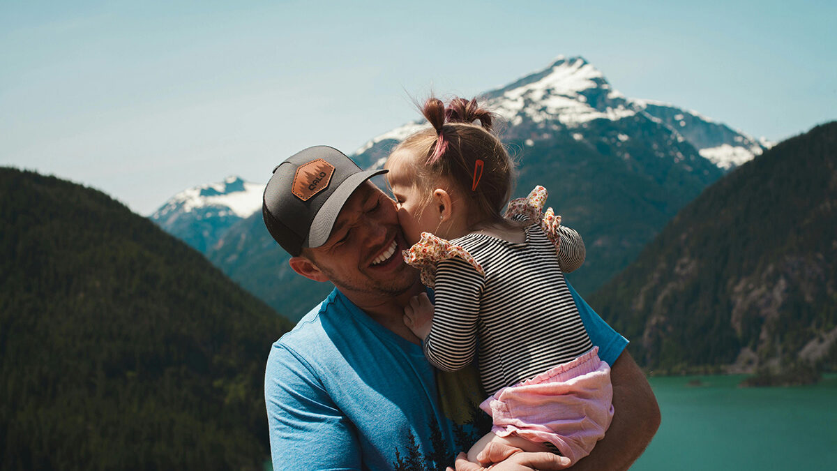 Paternidad y psicoterapia humanista: Sanando la ausencia afectiva
