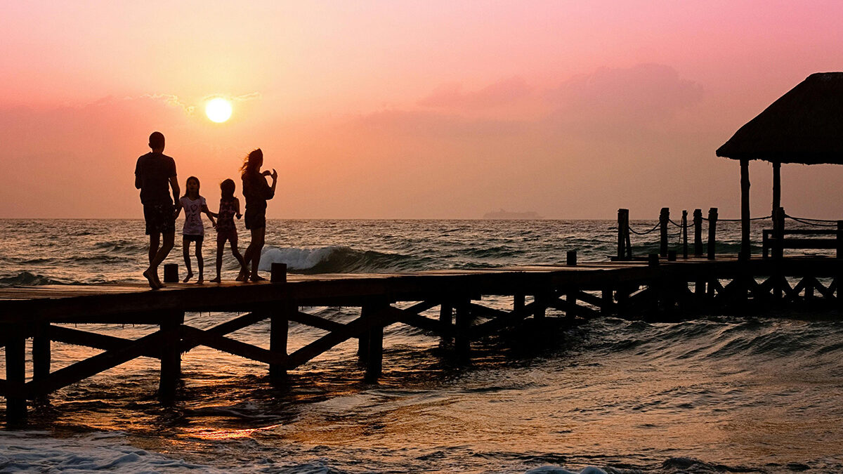 Traumas Transgeneracionales en la Familia: Herencias Epigenéticas y Sanación desde la Psicoterapia Humanista Gestalt